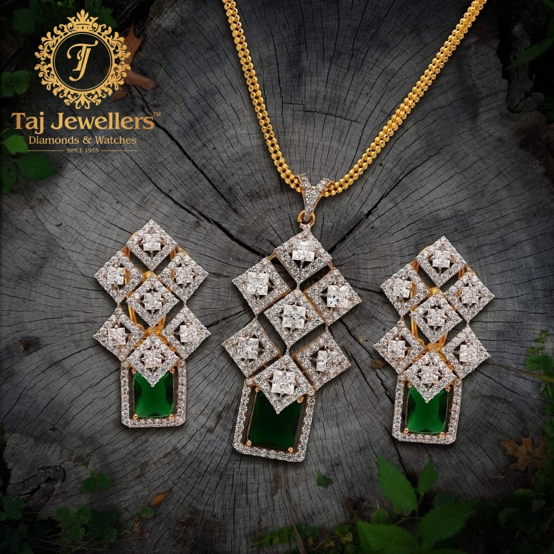 Gold Locket Set