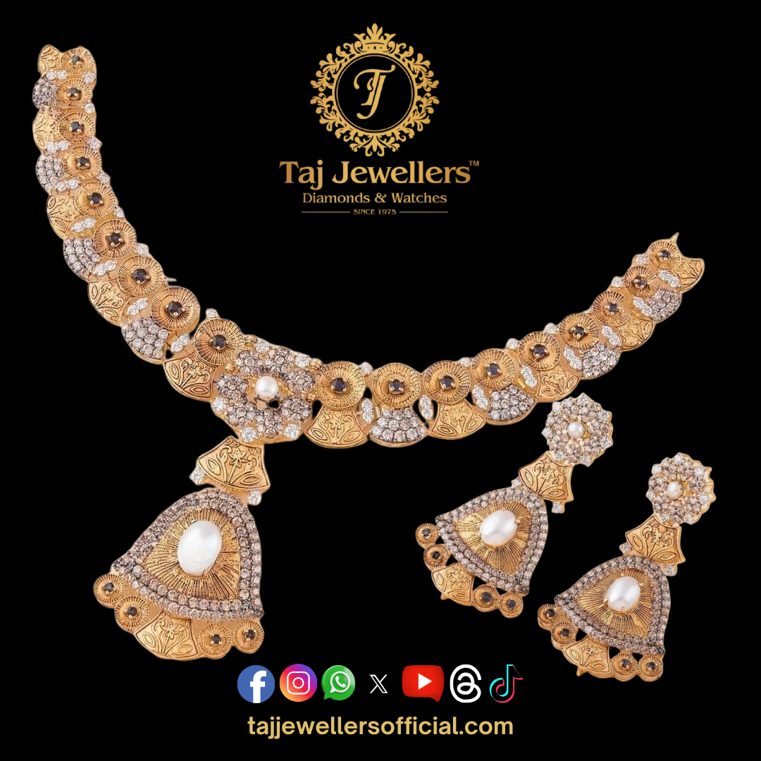 Gold Necklace Set