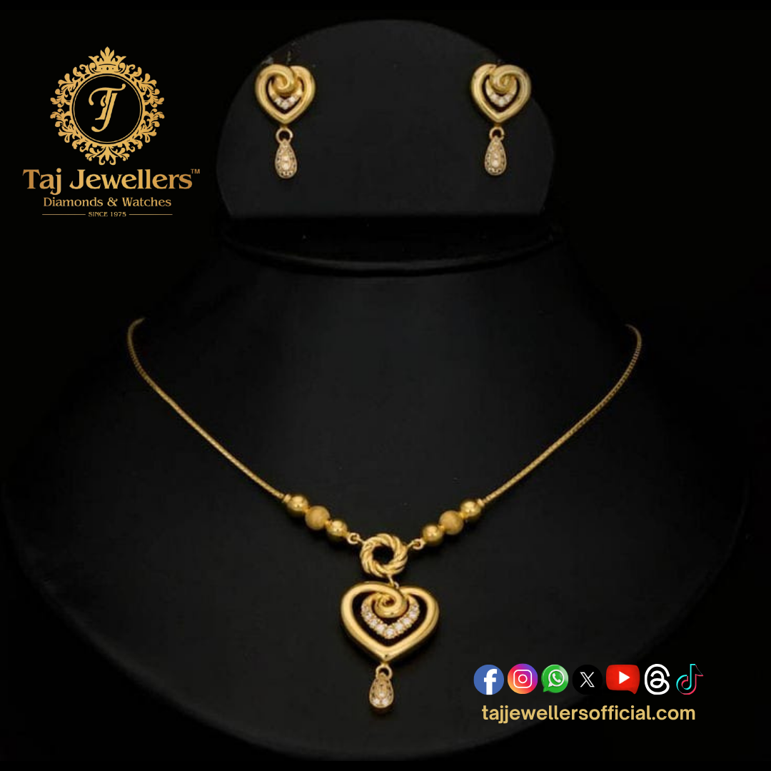 Gold Necklace Set